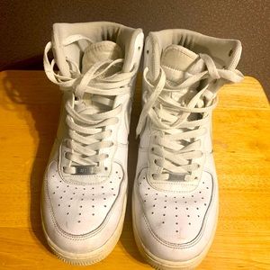 Nike Air Force 1 White Men’s Size 9.5